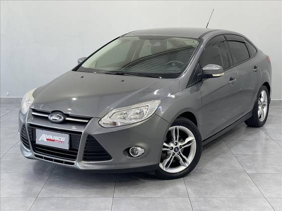 FORD FOCUS 2.0 SE SEDAN 16V FLEX 4P AUTOMÁTICO FORD FOCUS 2.0 SE SEDAN 16V FLEX 4P AUTOMÁTICO